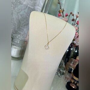 14K Yellow Gold Open Clover Necklace